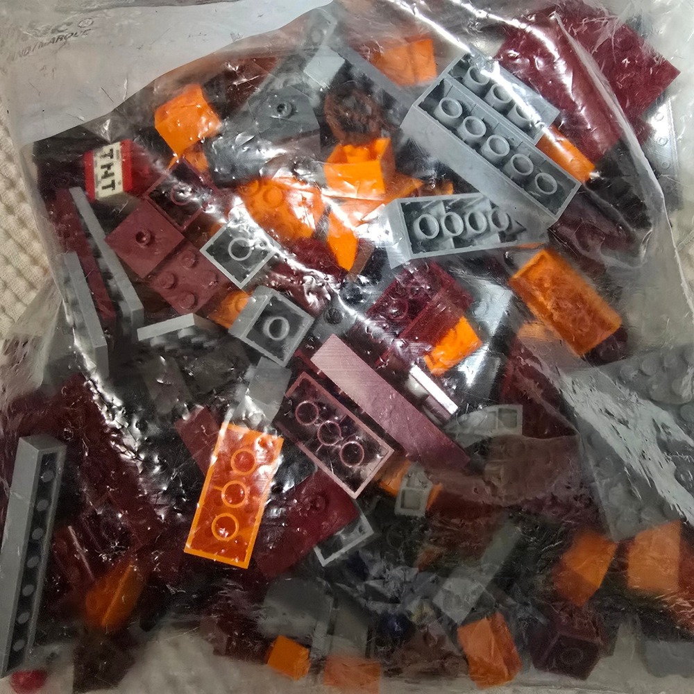 LEGO Minecraft Bulk Lot Bricks Plates TNT Wither Skeleton Heads Orange Baseplate